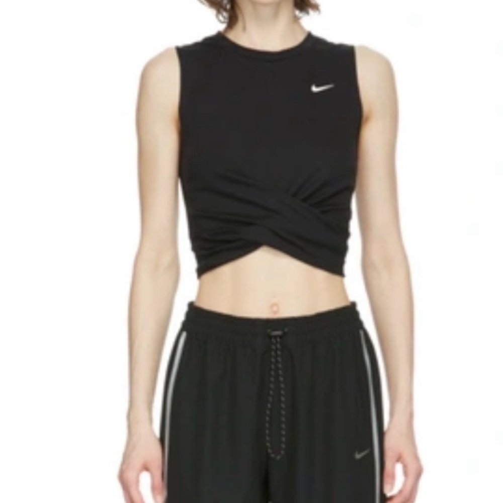 Nike Women's Black Sleeveless Twist-Front Muscle Tee